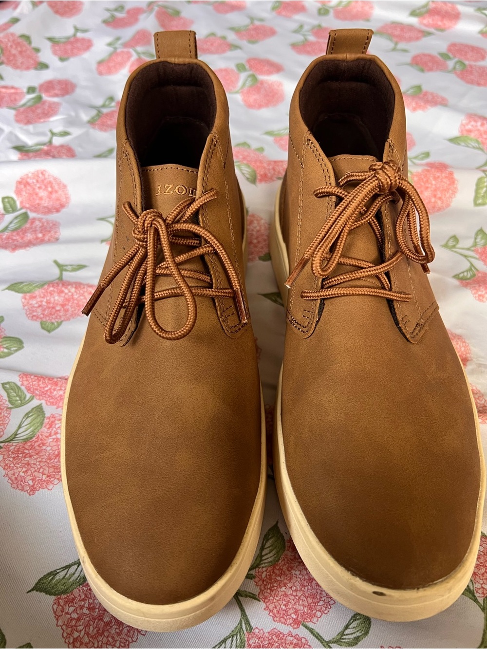Izod Tan Brown Chukka Boots